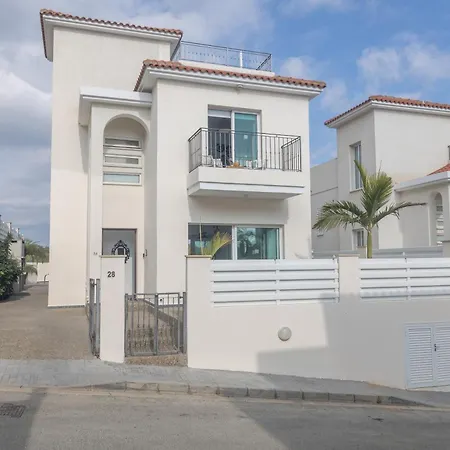 Casa De Nicole Protaras