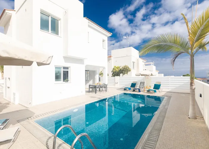 Casa De Nicole * Protaras