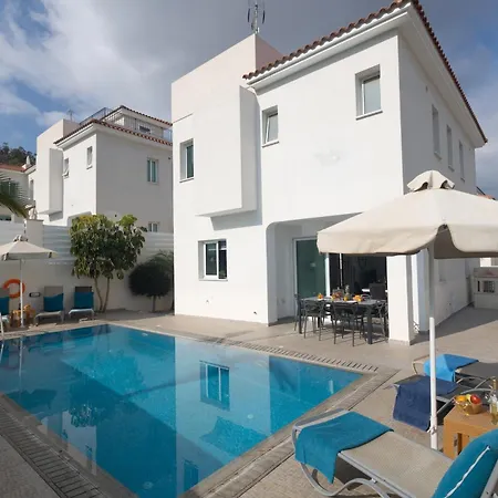 Casa De Nicole * Protaras