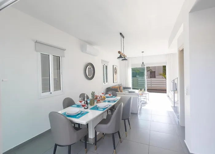 Casa De Nicole * Πρωταράς