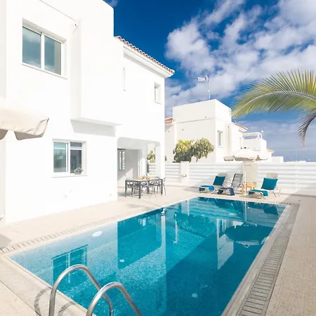 Casa De Nicole * Protaras