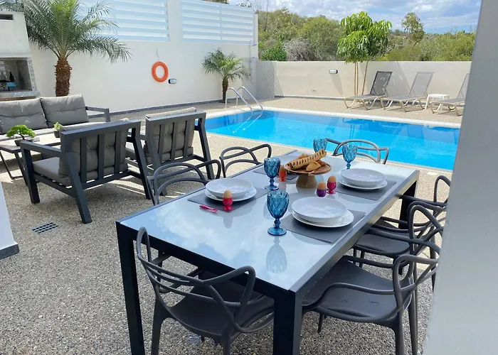 Casa De Nicole Vila *